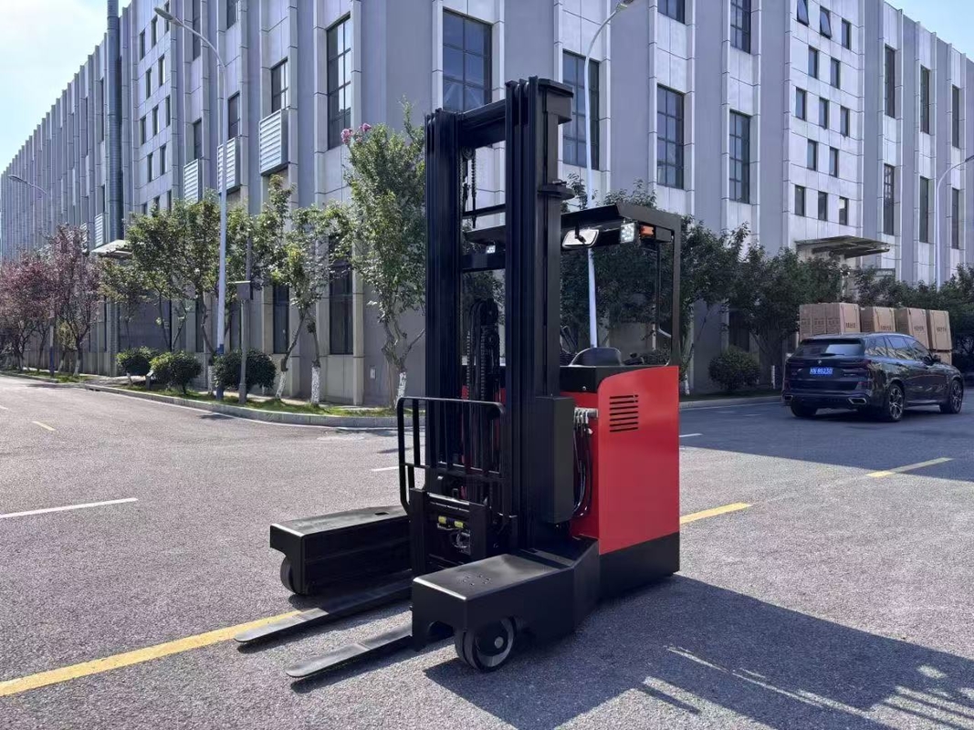 Lithium B attery 51.2V 400AH Four Direction Reach Forklift Truck Steaker Load Capacity 2000 Kg 2 Tons 