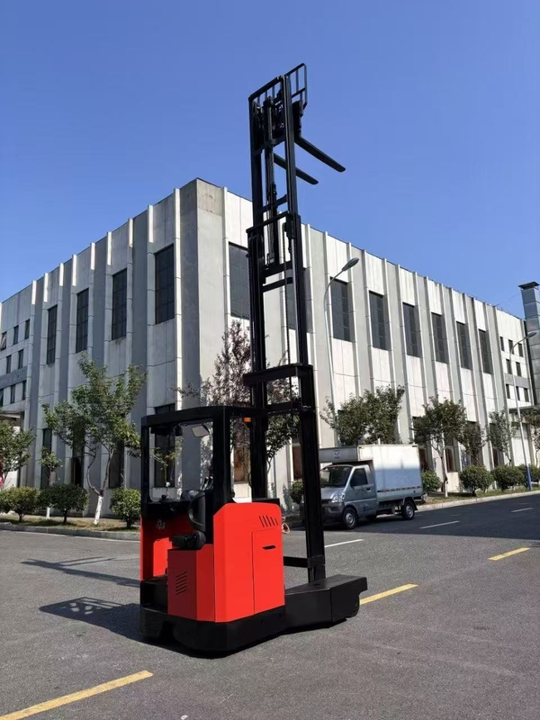 Lithium B attery 51.2V 400AH Four Direction Reach Forklift Truck Steaker Load Capacity 2000 Kg 2 Tons 